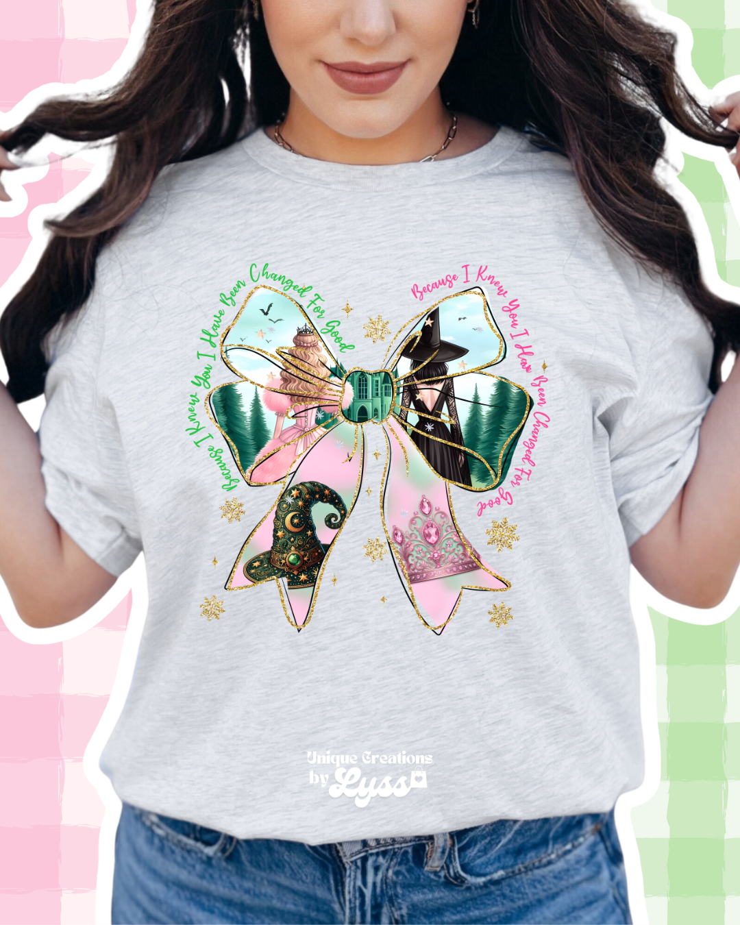 WICKED QUOTE BOW COLLAGE TEE/SWEATER